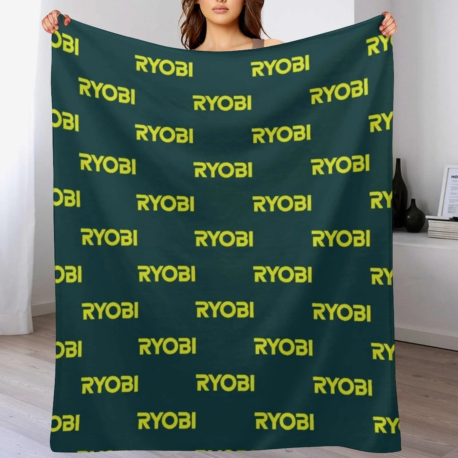 POWER TOOLS-RYOBI LOGO Throw B - Power Tools Logo recension och pris