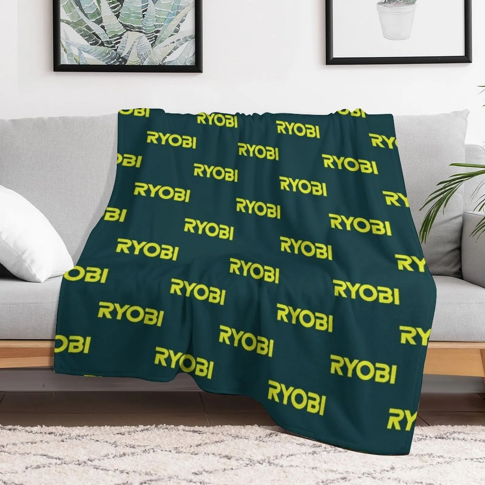 POWER TOOLS-RYOBI LOGO Throw B - Power Tools Logo recension och pris